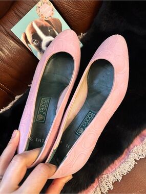 Gucci Pink Embossed Logo Ballet pumps
